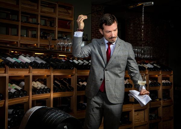 venenciador Alex Pardo sumiller