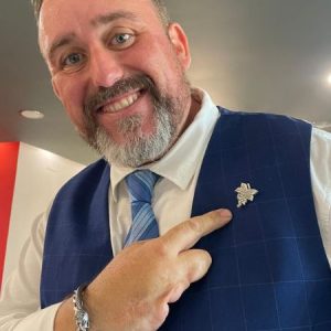 Adán Israel Sommelier restaurante Granero-min