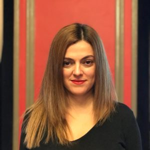 Elena Robles sumiller